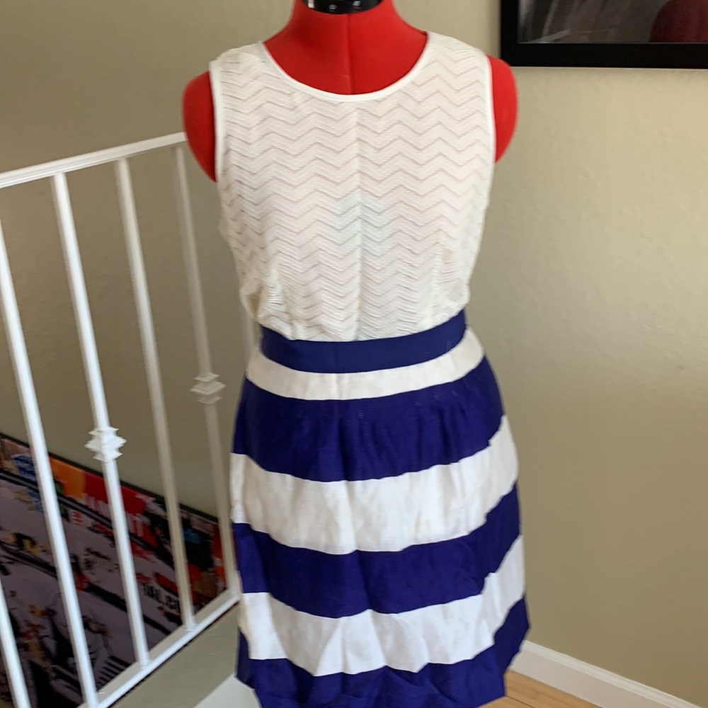 Lace tank shell